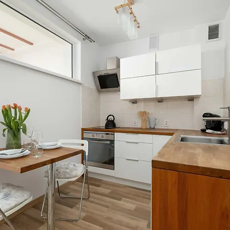 Jasny W Centrum By Renters Apartman *