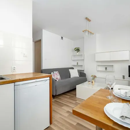 Jasny W Centrum By Renters * Kołobrzeg